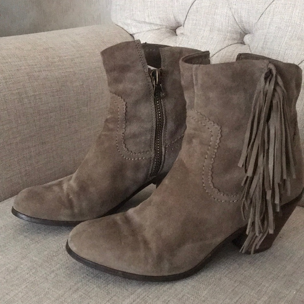 Sam Edelman Louie Suede Fringe Booties US8 (Taupe)
